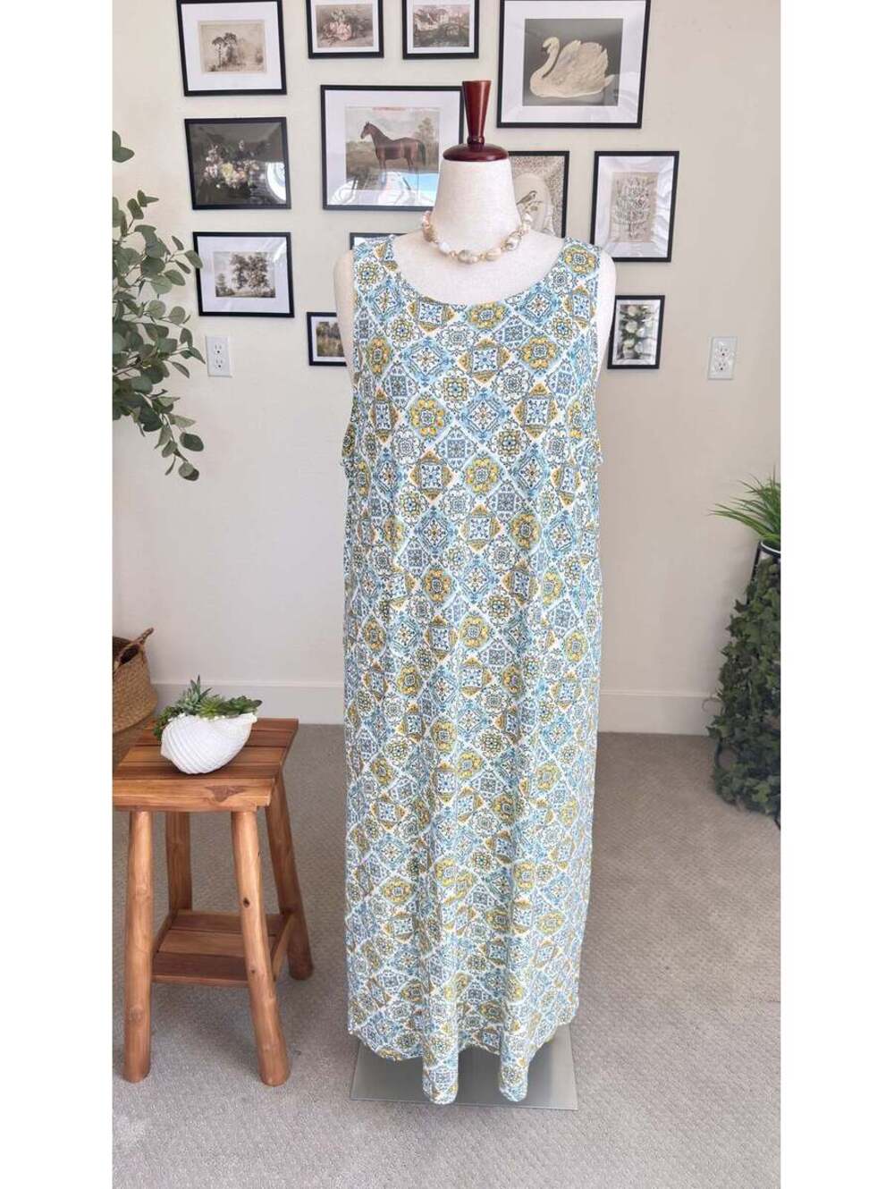 Naturals d&co. Blue and Yellow Sleeveless dress  Size 2X